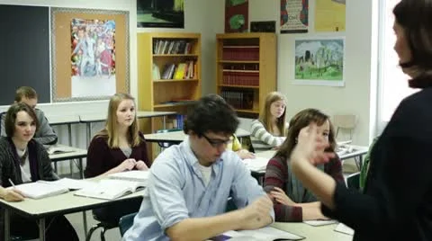 Student raising hand Stock-Footage 10744853