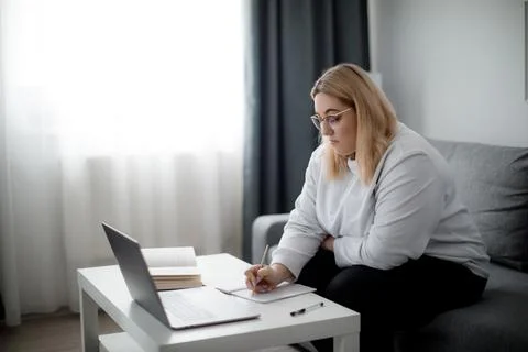 Student using laptop Foto stock
