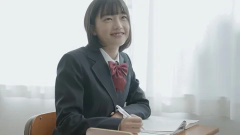 Students in Class Видео 332749916