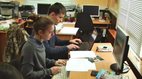 Students in Classroom 1 스톡 동영상 34523010