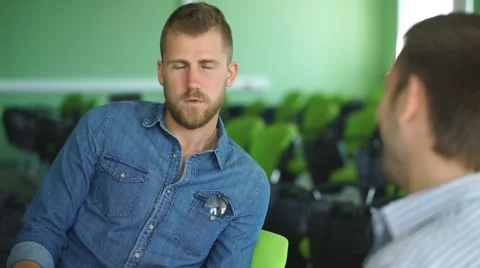 Students discuss the lecture Stock Footage 67718543