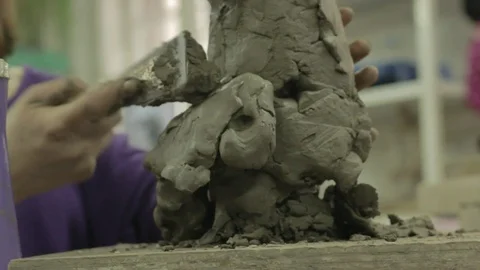 Students draw and make sculptures Stock Footage 104894681