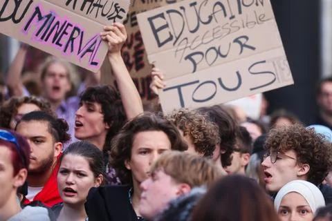 Students protest against education reforms in Brussels, Belgium - 16 Sep 2026 Stock Photos