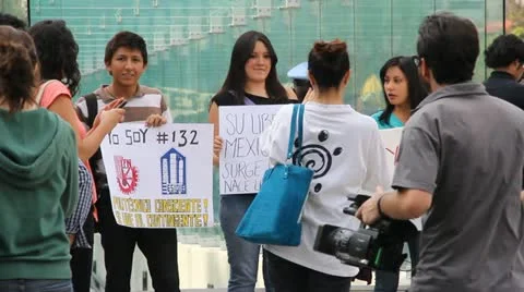 Students protest Video stock 11096127