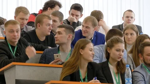 Students talk to each other before the lecture. Stock Footage 104608600