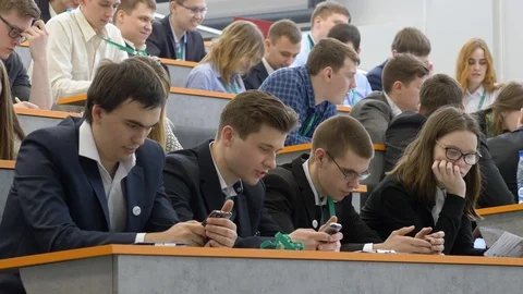 Students talk to each other before the lecture. Stock Footage 104608671