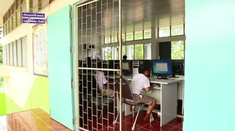 Students Working In A Computer Lab 스톡 동영상 34546863
