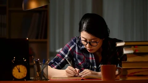 Studies late at night staying up late 스톡 동영상 80974660