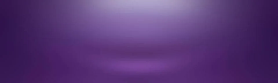 Studio Background Concept - abstract empty light gradient purple studio ro... Stockfoto's