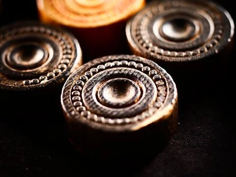 Studio close up shot of backgammon pieces Foto stock