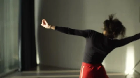 Studio dancer 動画素材 297849454