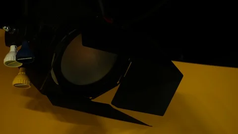 Studio Light Being Slowly Turned on to Maximum Brightness 스톡 동영상 92785232