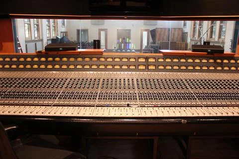 Studio Mixer / Mixing Board 10 Stock-Fotos