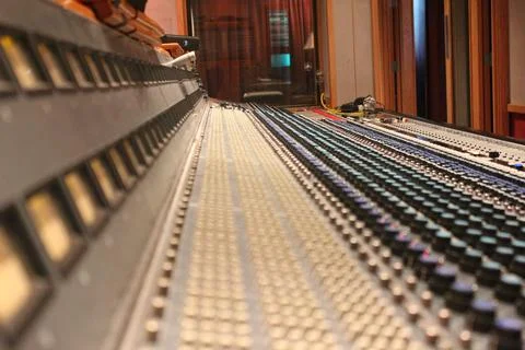 Studio Mixer / Mixing Board 9 Stock-Fotos
