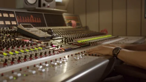 Studio recording Vídeos de archivo 115735466