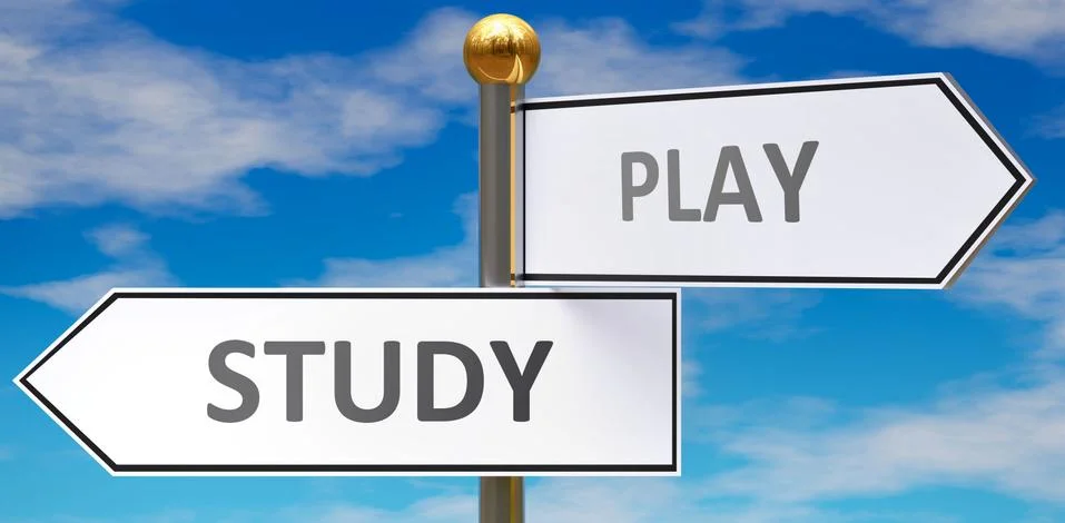 Study and play as different choices in life - pictured as words Study, play o Stock Illustration