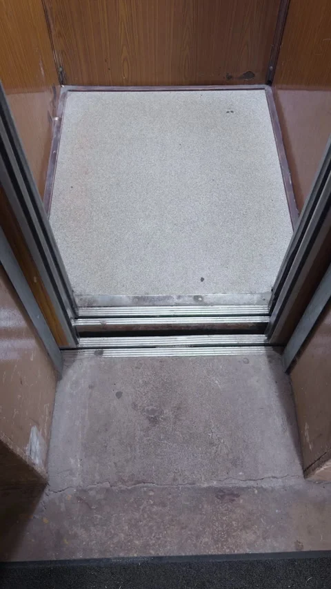 Study of elevator threshold and design. Analysis of elevator entrance with Stock Footage 335684327