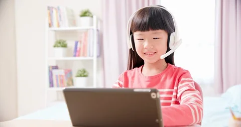 Study with online education service Video stock 128291032