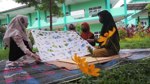 Studying in a park Stock Footage 287308705