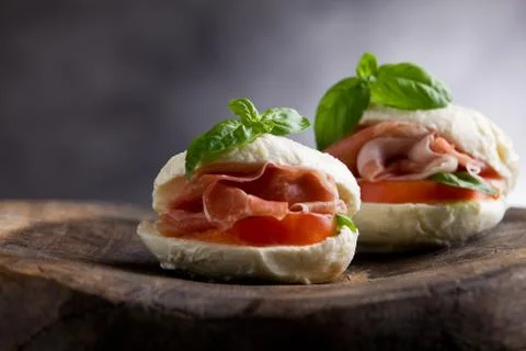 Stuffed mozzarella cheese with bacon inside Foto stock