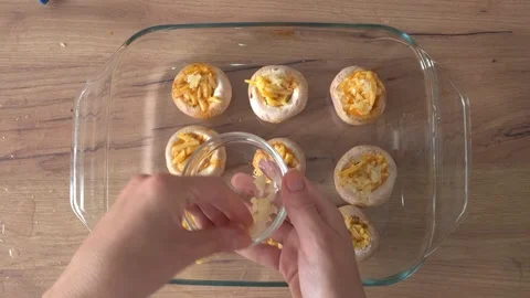Stuffed Mushrooms Cooking Process. Video stock 220350262