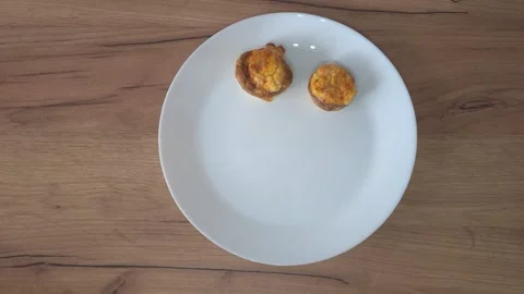 Stuffed Mushrooms With Vegetables 스톡 동영상 220350284