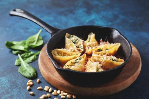 Stuffed pasta shells with spinach and ricotta Stock Photos