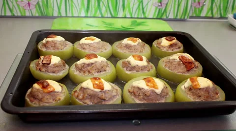 Stuffed zucchini Video stock 32676795