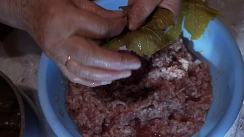 Stuffing dolma Stock Footage 106197064