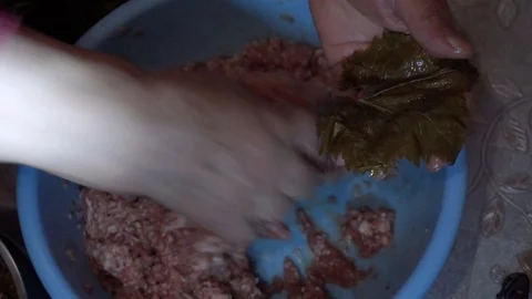 Stuffing leaf Video stock 106196940