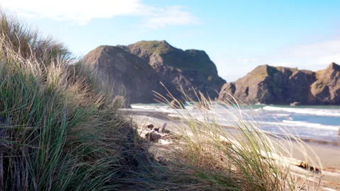 Stunning access to the ocean with massive sea stacks on the Oregon coast Stock Footage 197042269