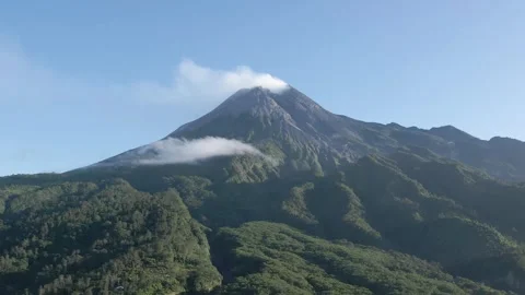 Stunning aerial view of Mount Merapi, a beautiful and peaceful active volcano Stock Footage 251037185