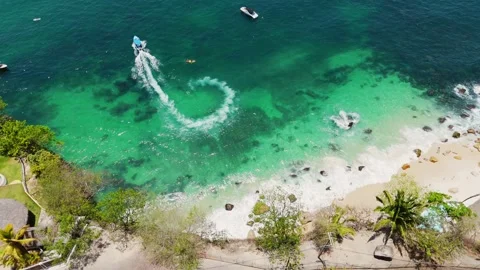 A stunning beach with crystal-clear waters south of puerto vallarta mexico 動画素材 337007865
