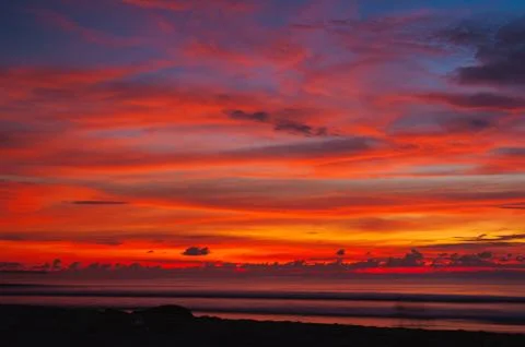 Stunning dramatic sunset over the ocean. Foto stock