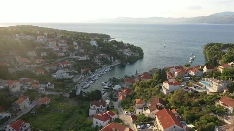 Stunning Drone View of Splitska Bay, Brac, Capturing Entire Coast &amp; Waters Video stock 301112295