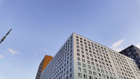 A stunning example of modern urban architecture set against a clear sky Vídeo Stock 281027858