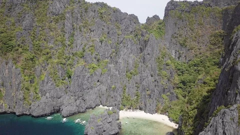 Stunning hidden beach with towering rocks in Palawan, Philippines Stock Footage 91600092