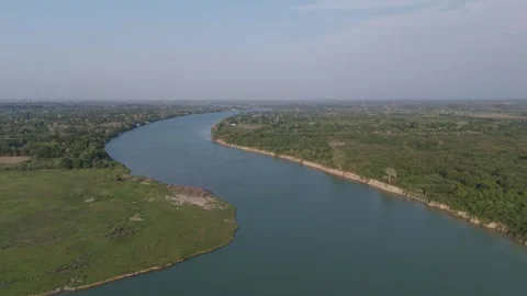 Stunning high altitude perspective flying above Tuxpan River in Mexico that Video stock 337912525
