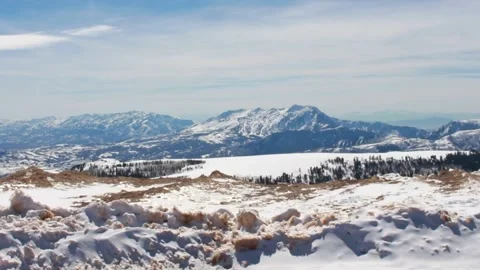 Stunning Mountain Range Powder Utah Top of World 스톡 동영상 210857305