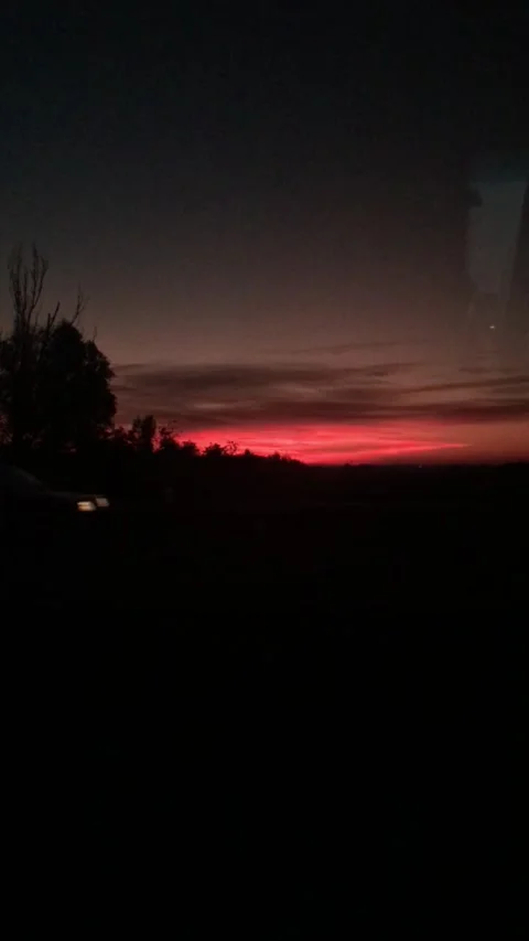 Stunning red dawn Stock Footage 171684046