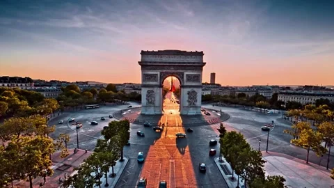 Stunning Sunset at the Arc de Triomphe, Paris Stockbeeldmateriaal 276495378