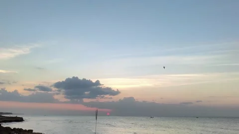Stunning Sunset over Tropical Ocean with Serene Coastal View Video stock 341505742
