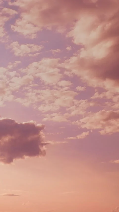 Stunning Twilight Sky with Soft Colorful Cloud Patterns Stock Footage 341167731