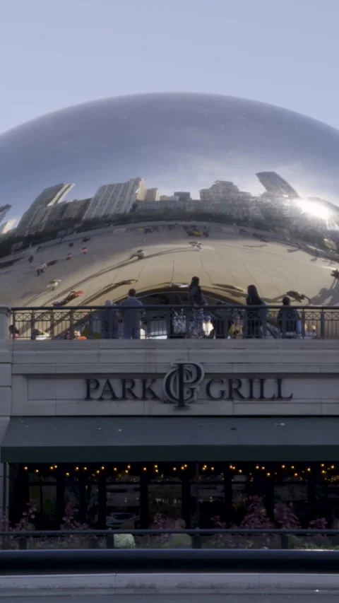Stunning Vertical View of Chicago's Cloud Gate Reflecting the City Skyline Stock Footage 321401124