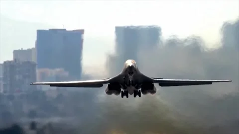 Stunning Video of B-1 Lancer in Action. Takeoff and Landing 007 Stock Footage 166439551