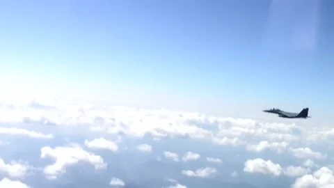 Stunning Video of B-1 Lancer in Action. Takeoff and Landing 023 Video stock 166440012