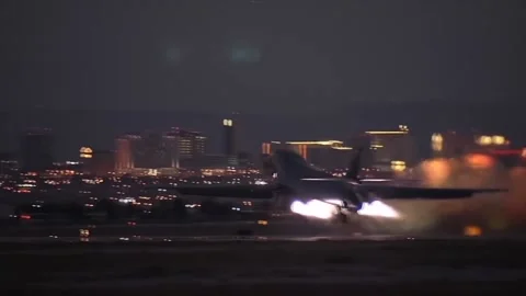 Stunning Video of B-1 Lancer in Action. Takeoff and Landing 028 Stock Footage 166440158
