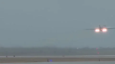 Stunning Video of B-1 Lancer in Action. Takeoff and Landing 041 Video stock 166440367
