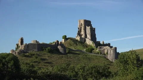 Stunning view (in 4K) of Corfe Castle in Dorset, England, UK. Stock Footage
