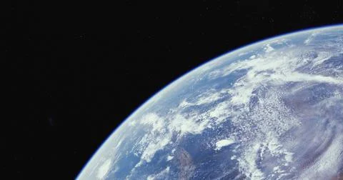 Stunning view of Earth from space showcasing clouds and oceans Illustrazione stock